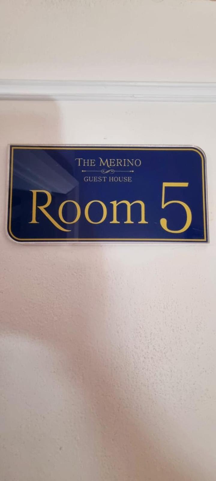 The Merino Guest House Б’юфорт-Вест Екстер'єр фото